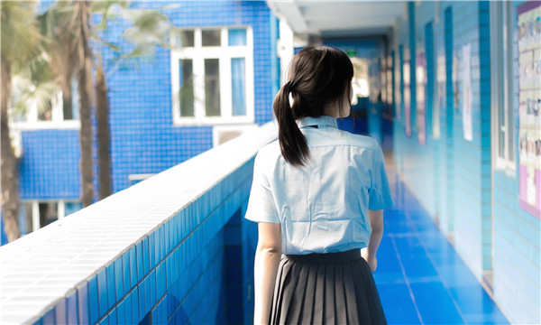 金安如何找到一个可以帮助我生孩子的女人？